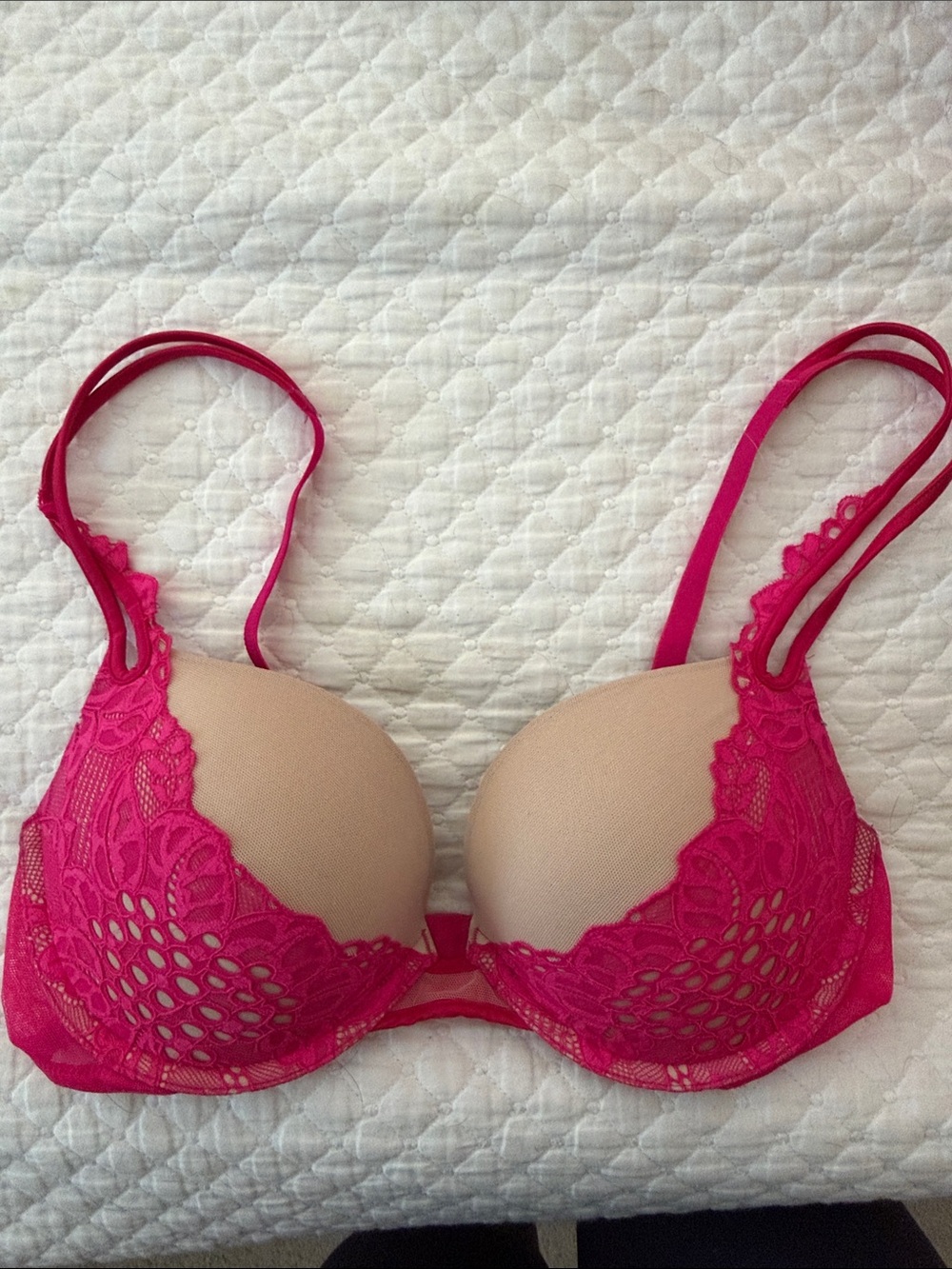 Victoria's Secret Pink Lace very sexy push up Bra with Nude Cups